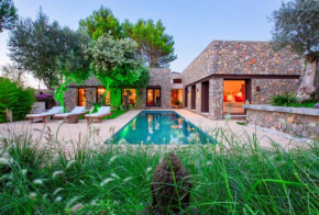 Can GANESHA Villa